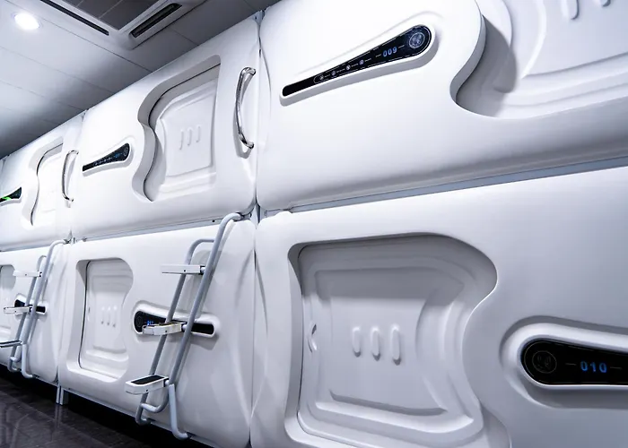 Capsule Inn